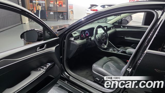 Kia K5 (III) 2.0 Prestige 2023 — фото 10