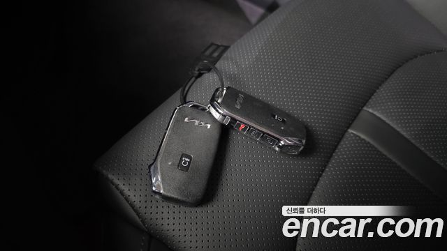 Kia K5 (III) 2.0 Prestige 2023 — фото 16