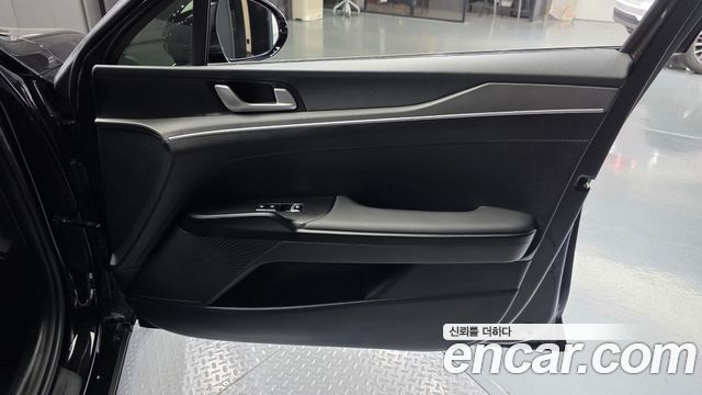 Kia K5 (III) 2.0 Prestige 2023 — фото 25