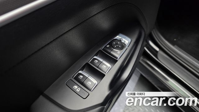 Kia K5 (III) 2.0 Prestige 2023 — фото 27
