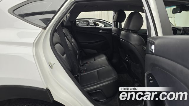Hyundai Tucson Diesel 2.0 2WD Modern 2019 — фото 11