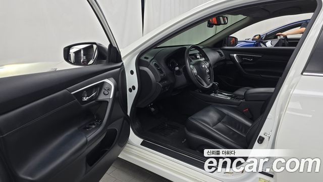 Nissan Altima 2.5 Smart L33 2017 — фото 10