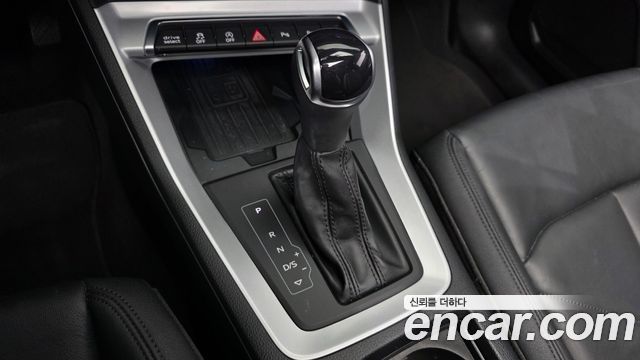Audi Q3 (F3) 35 TDI Quattro Premium 2022 — фото 9