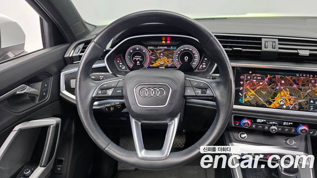 Audi Q3 (F3) 35 TDI Quattro Premium 2022 — фото 13