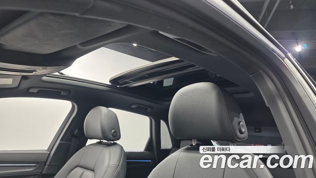 Audi Q3 (F3) 35 TDI Quattro Premium 2022 — фото 19