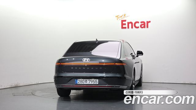 Hyundai Grandeur (GN7) 3,5 Gasoline 4WD Exclusive 2023 — фото 4