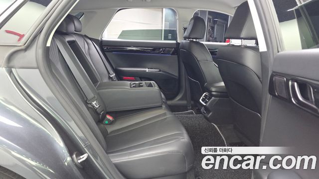 Hyundai Grandeur (GN7) 3,5 Gasoline 4WD Exclusive 2023 — фото 12