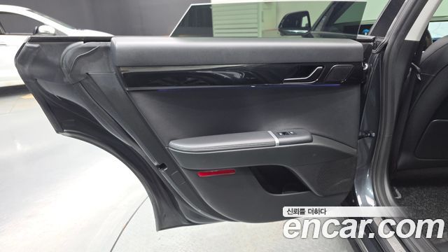 Hyundai Grandeur (GN7) 3,5 Gasoline 4WD Exclusive 2023 — фото 25