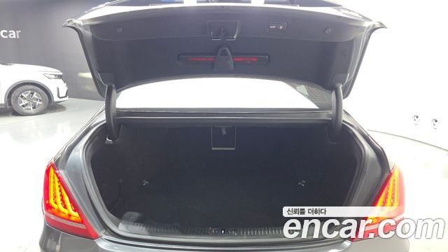 Genesis EQ900 3.8 GDI AWD Premium Luxury 2018 — фото 20