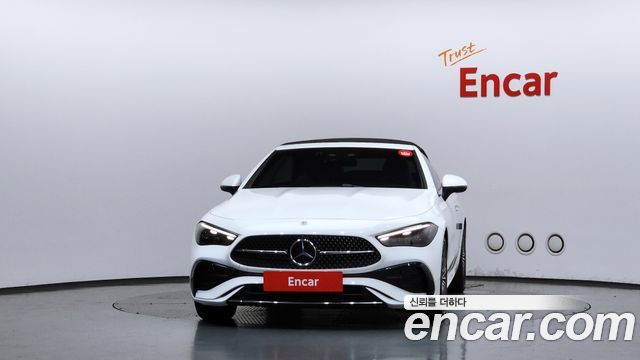 Mercedes-Benz CLE-Class (C236) CLE200 Cabriolet 2025 — фото 3