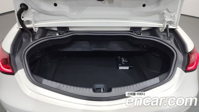 Mercedes-Benz CLE-Class (C236) CLE200 Cabriolet 2025 — фото 21