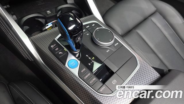 BMW i4 eDrive40 M Sports 2022 — фото 9