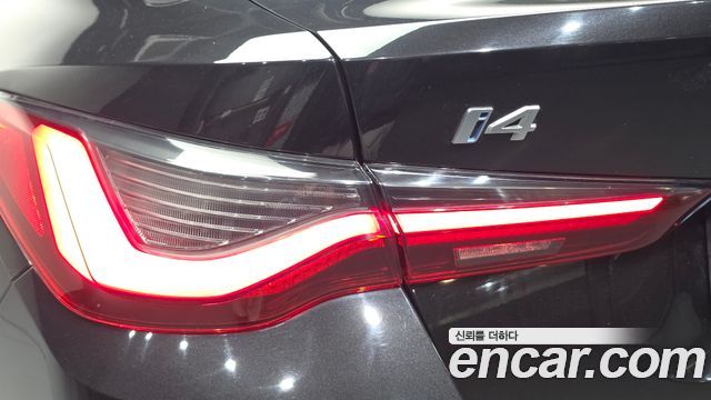 BMW i4 eDrive40 M Sports 2022 — фото 23