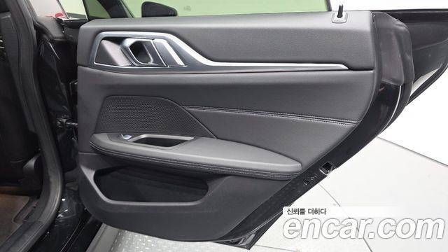 BMW i4 eDrive40 M Sports 2022 — фото 25