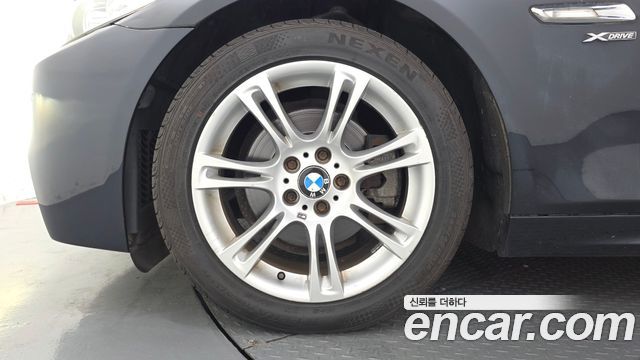 BMW 5 Series (F10) 525d xDrive M Sport Touring 2012 — фото 5