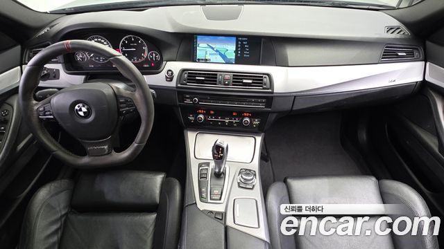 BMW 5 Series (F10) 525d xDrive M Sport Touring 2012 — фото 7