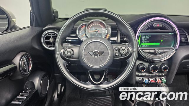MINI Cooper Convertible Standard 3rd Generation 2019 — фото 11