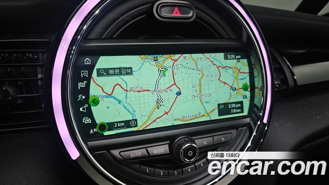 MINI Cooper Convertible Standard 3rd Generation 2019 — фото 16