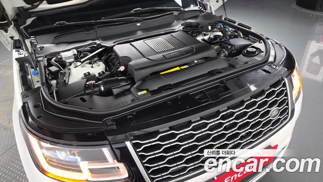 Land Rover Range Rover (IV) 4.4 SDV8 Vogue SE DIESEL 2018 — фото 6