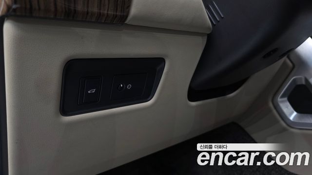 Land Rover Range Rover (IV) 4.4 SDV8 Vogue SE DIESEL 2018 — фото 20