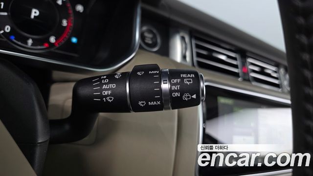 Land Rover Range Rover (IV) 4.4 SDV8 Vogue SE DIESEL 2018 — фото 29