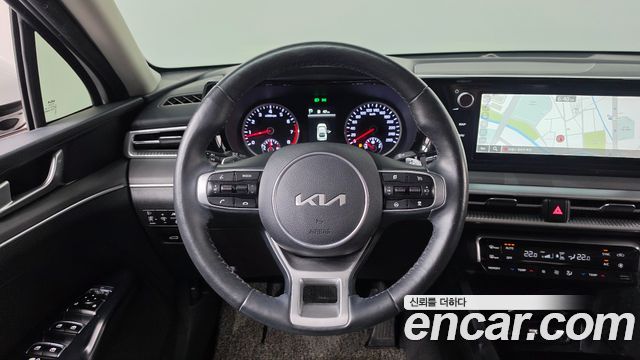 Kia K5 (III) 2.0 Prestige 2022 — фото 17