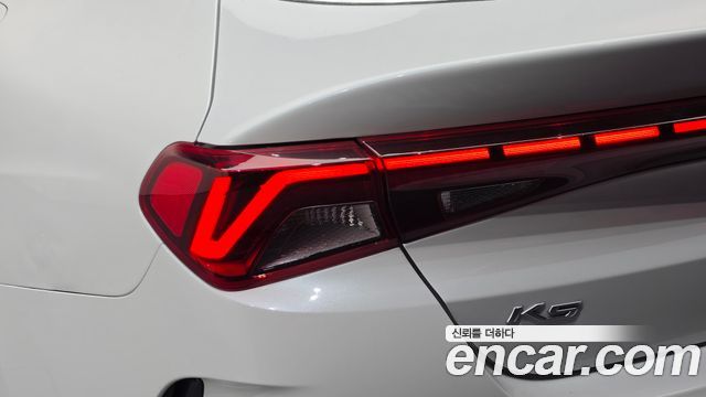 Kia K5 (III) 2.0 Prestige 2022 — фото 29