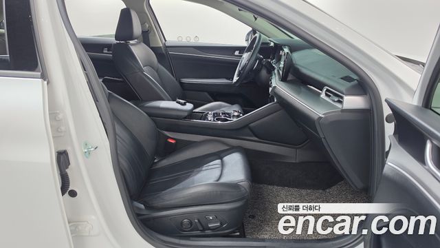 Kia K5 (III) 2.0 Prestige 2022 — фото 32