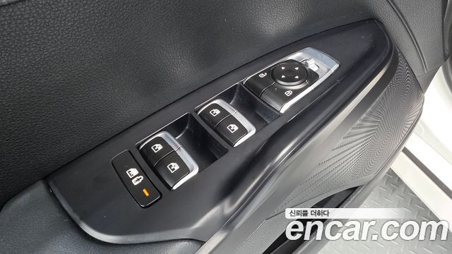 Kia K5 (III) 2.0 Prestige 2022 — фото 36