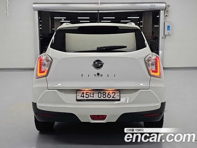 KG Mobility (SsangYong) Tivoli VX 2WD 2016 — фото 3