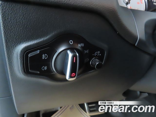 Audi SQ5 3.0 TDI Quattro 8R 2016 — фото 20