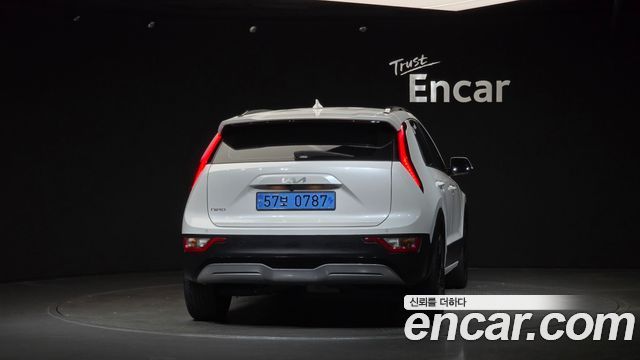 Kia Niro EV Air 2023 — фото 4
