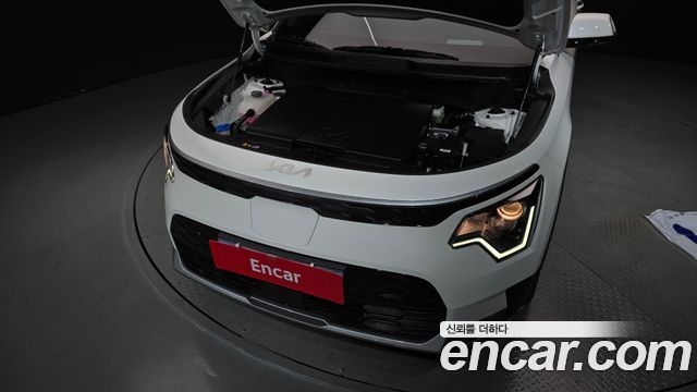 Kia Niro EV Air 2023 — фото 6