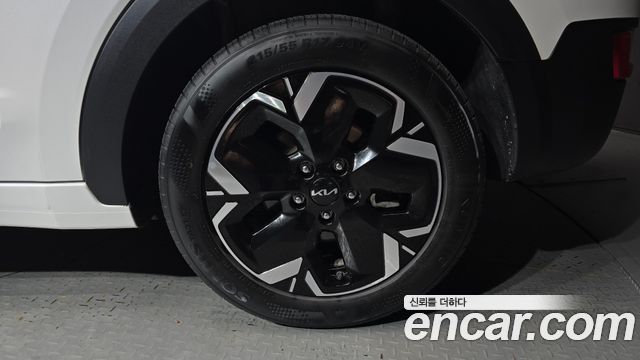 Kia Niro EV Air 2023 — фото 21