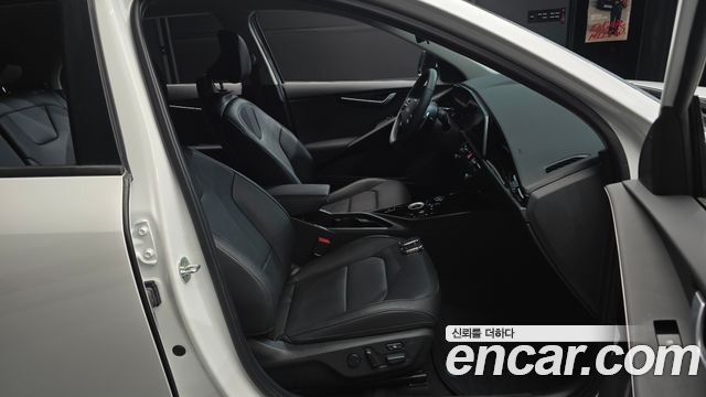 Kia Niro EV Air 2023 — фото 26