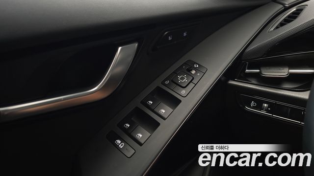 Kia Niro EV Air 2023 — фото 28