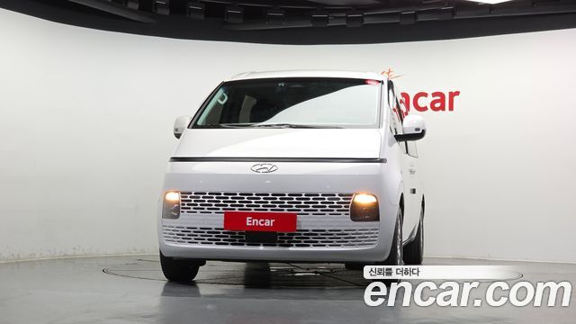 Hyundai Staria Tourer 9-Seater Modern 2023 — фото 3