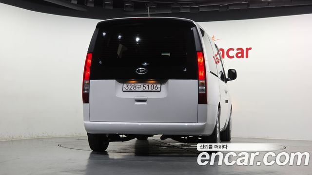 Hyundai Staria Tourer 9-Seater Modern 2023 — фото 4