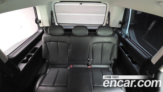 Hyundai Staria Tourer 9-Seater Modern 2023 — фото 19