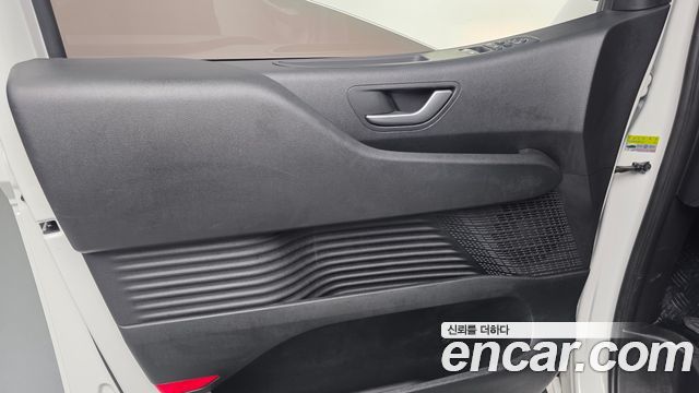 Hyundai Staria Tourer 9-Seater Modern 2023 — фото 25