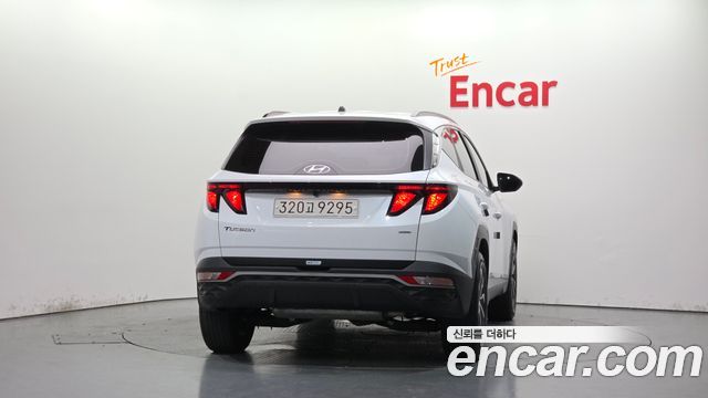 Hyundai Tucson (NX4) Gasoline 1.6 Turbo 4WD Premium 2021 — фото 4