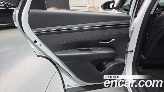 Hyundai Tucson (NX4) Gasoline 1.6 Turbo 4WD Premium 2021 — фото 25