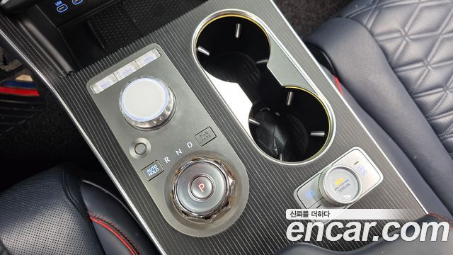 Genesis GV80 Coupe 2.5T Gasoline AWD 2024 — фото 9