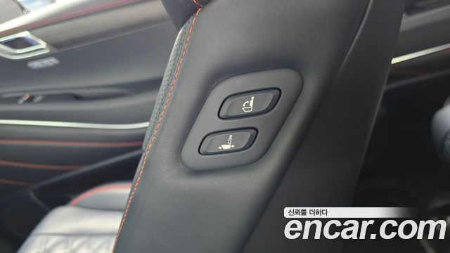 Genesis GV80 Coupe 2.5T Gasoline AWD 2024 — фото 31