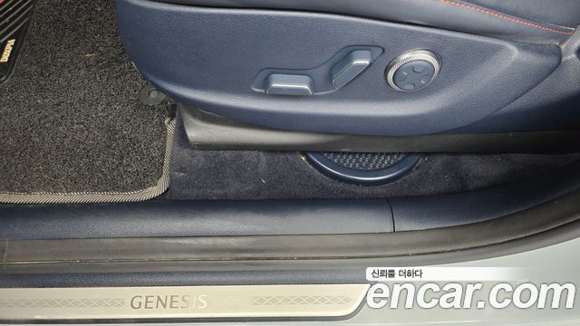 Genesis GV80 Coupe 2.5T Gasoline AWD 2024 — фото 33