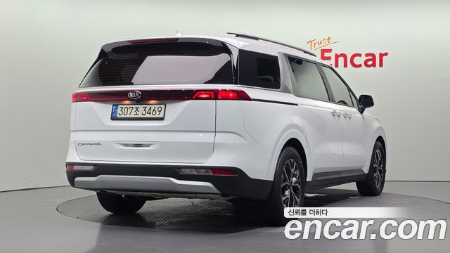 Kia Carnival (IV) Gasoline 9-Seater Prestige 2021 — фото 2