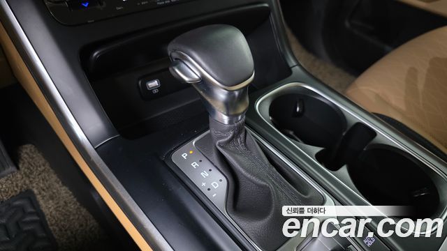 Kia Carnival (IV) Gasoline 9-Seater Prestige 2021 — фото 9