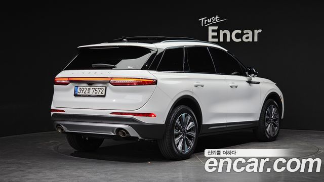 Lincoln Corsair 2.0 Reserve AWD 2021 — фото 2