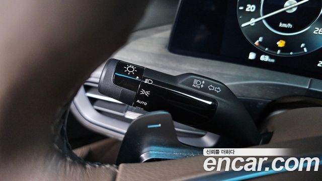 Kia K8 2.5 Gasoline 2WD Signature 2023 — фото 15