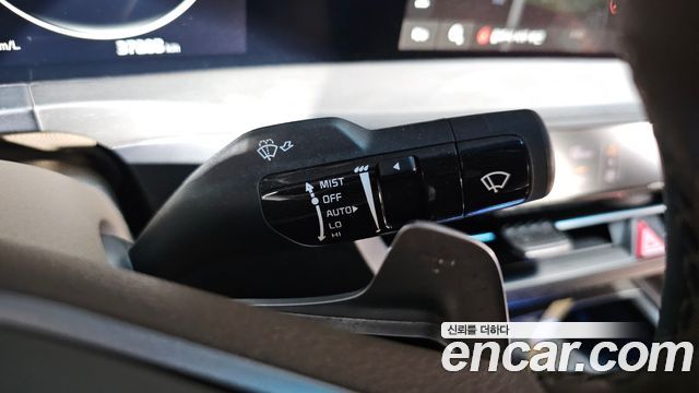 Kia K8 2.5 Gasoline 2WD Signature 2023 — фото 16